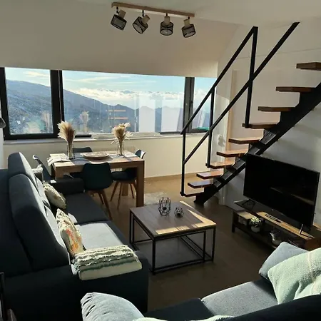 Duplex Reformado - Estrella * Sierra Nevada
